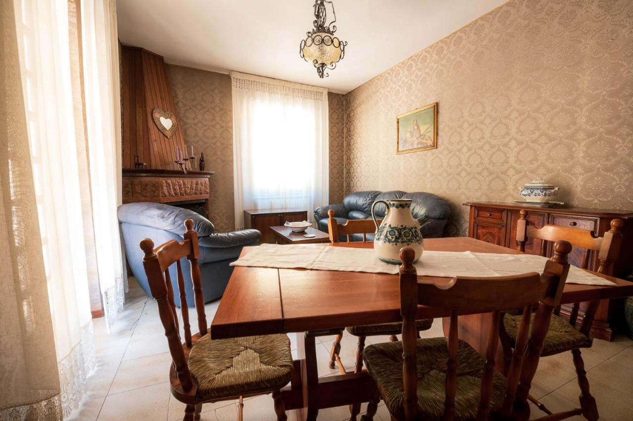 Gorfigliano Casa Vacanze Dante מראה חיצוני תמונה
