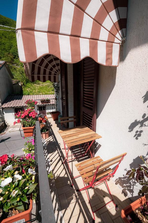 Gorfigliano Casa Vacanze Dante מראה חיצוני תמונה