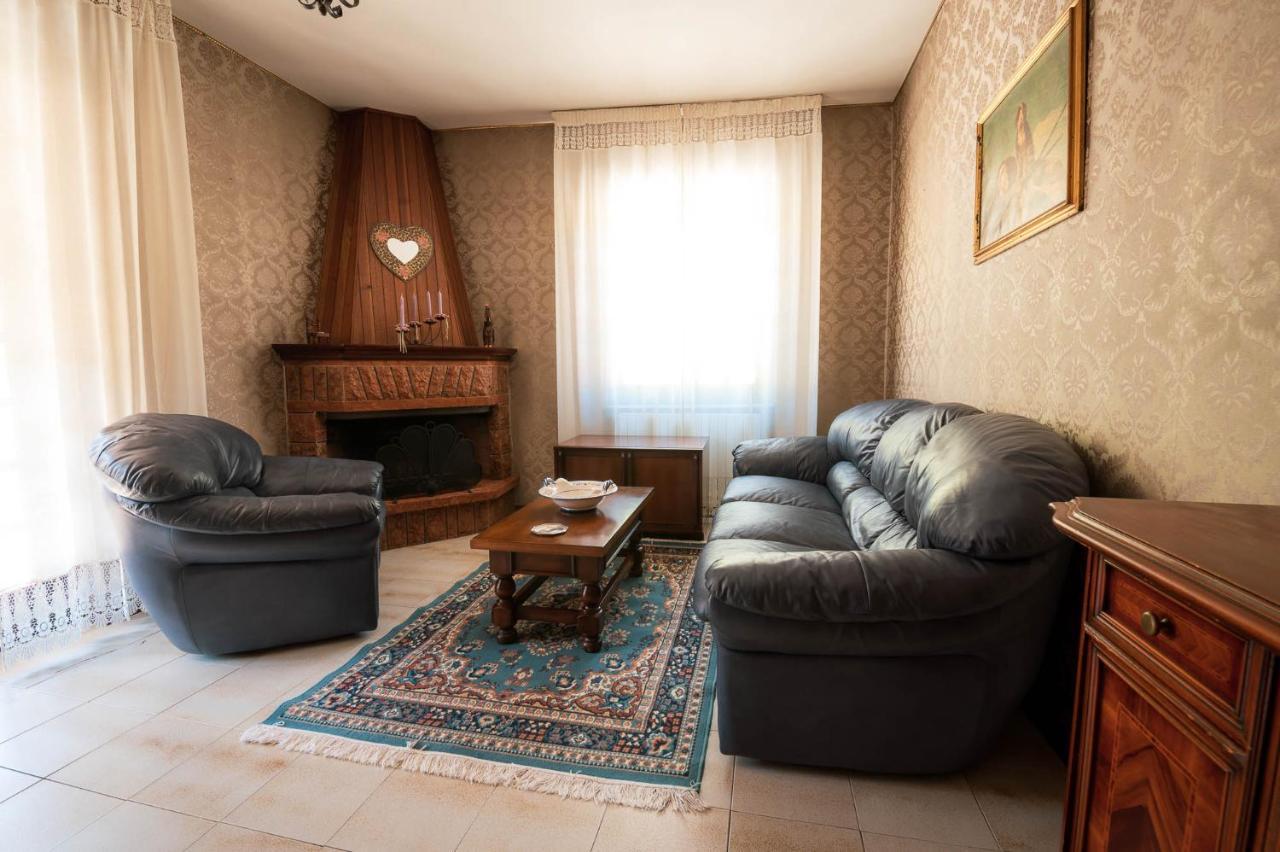 Gorfigliano Casa Vacanze Dante מראה חיצוני תמונה